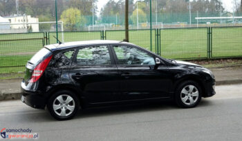 HYUNDAI I30  | FWD (przód) | Manualna | 109 KM | Czarny full