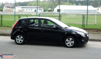 HYUNDAI I30  | FWD (przód) | Manualna | 109 KM | Czarny full
