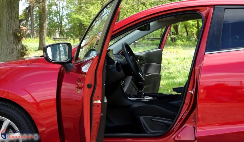 MAZDA 3  | FWD (przód) | Manualna | 120 KM | Czerwony full