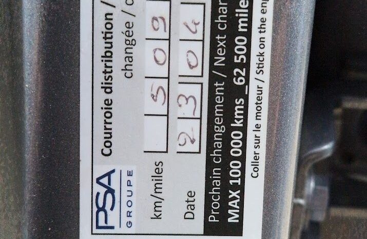 PEUGEOT 3008  | FWD (przód) | Manualna | 130 KM | Szary full