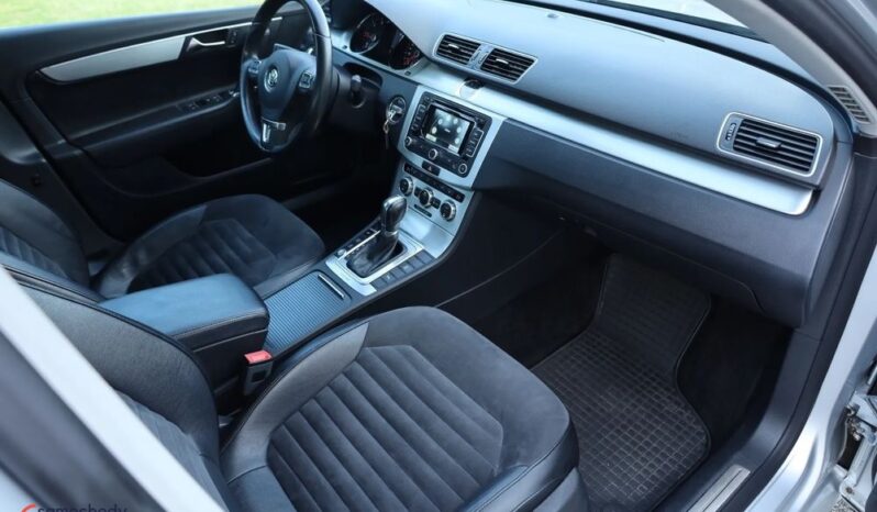 VOLKSWAGEN Passat  | 4×4 (stały) | Automatyczna | 177 KM | Srebrny full