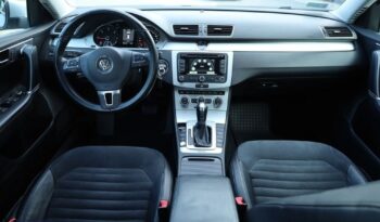 VOLKSWAGEN Passat  | 4×4 (stały) | Automatyczna | 177 KM | Srebrny full