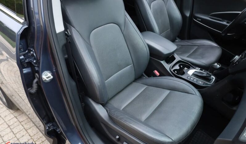 HYUNDAI Santa Fe | 4×4 (doł. automatycznie) | Automatyczna | 185 KM | Granatowy full