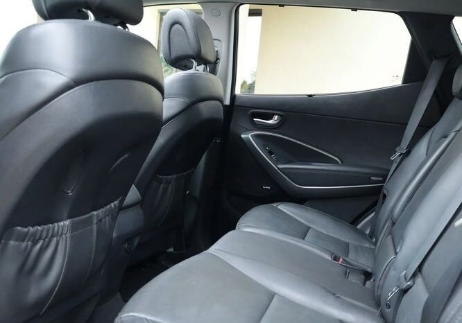 HYUNDAI Santa Fe | 4×4 (doł. automatycznie) | Automatyczna | 185 KM | Granatowy full