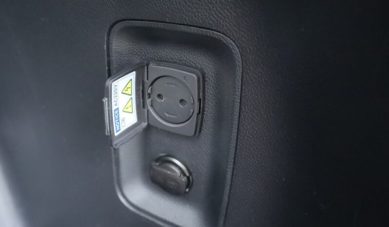 HYUNDAI Santa Fe | 4×4 (doł. automatycznie) | Automatyczna | 185 KM | Granatowy full