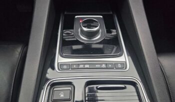 Jaguar F-Pace | 4×4 (doł. automatycznie) | Automatyczna | 240 KM | Szary full