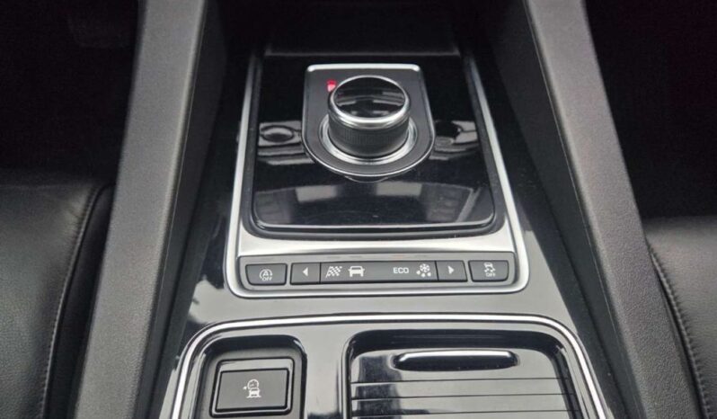 Jaguar F-Pace | 4×4 (doł. automatycznie) | Automatyczna | 240 KM | Szary full