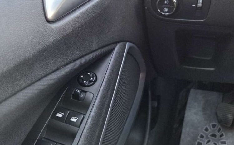 OPEL Crossland X | FWD (przód) | Manualna | 130 KM | Czarny full