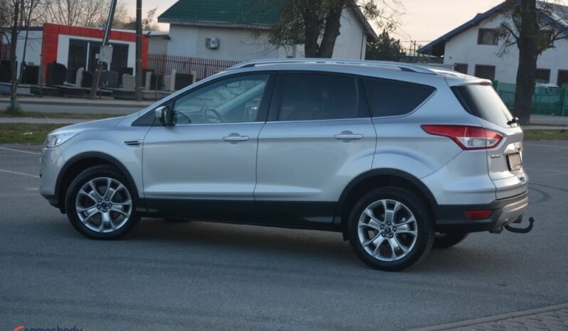 FORD Kuga  | 4×4 (doł. automatycznie) | Manualna | 140 KM | Srebrny full