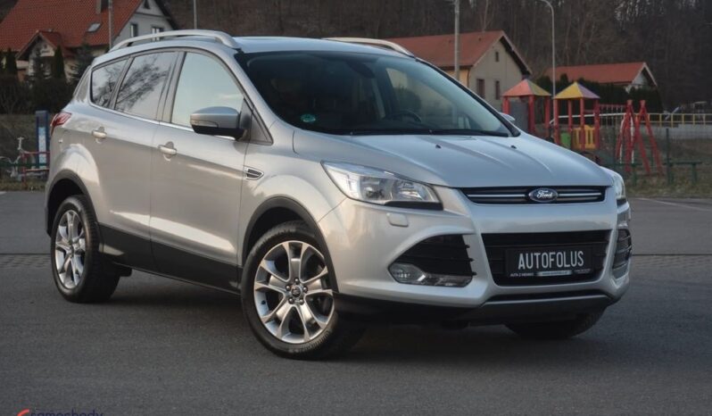 FORD Kuga  | 4×4 (doł. automatycznie) | Manualna | 140 KM | Srebrny full