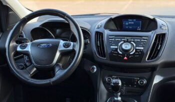 FORD Kuga  | 4×4 (doł. automatycznie) | Manualna | 140 KM | Srebrny full