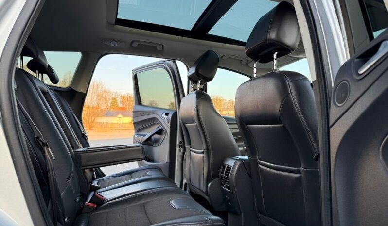 FORD Kuga  | 4×4 (doł. automatycznie) | Manualna | 140 KM | Srebrny full