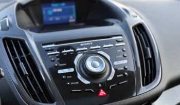 FORD Kuga  | 4×4 (doł. automatycznie) | Manualna | 140 KM | Srebrny full