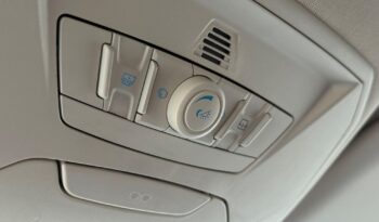 FORD Kuga  | 4×4 (doł. automatycznie) | Manualna | 140 KM | Srebrny full