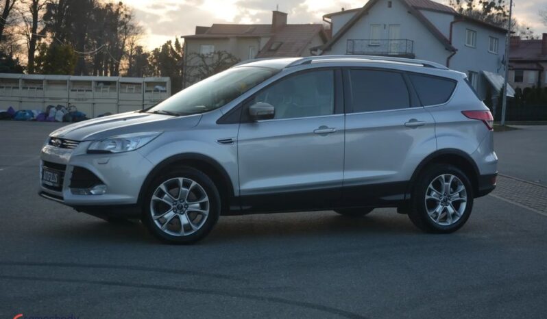 FORD Kuga  | 4×4 (doł. automatycznie) | Manualna | 140 KM | Srebrny full