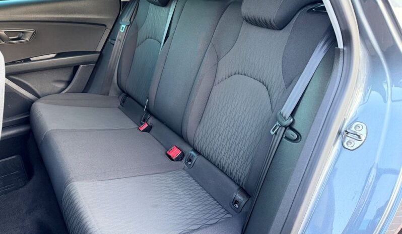 SEAT Leon  | FWD (przód) | Manualna | 105 KM | Szary full