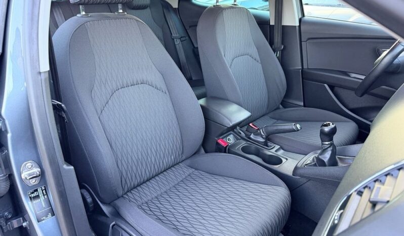 SEAT Leon  | FWD (przód) | Manualna | 105 KM | Szary full
