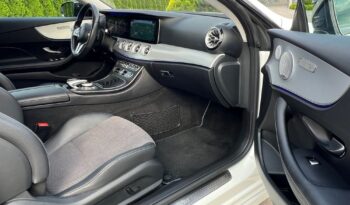 MERCEDES-BENZ   Klasa E    194 KM    Automatyczna    RWD (tył)    Biały full