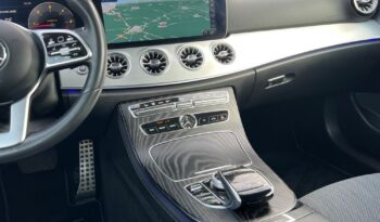 MERCEDES-BENZ   Klasa E    194 KM    Automatyczna    RWD (tył)    Biały full