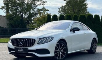 MERCEDES-BENZ   Klasa E    194 KM    Automatyczna    RWD (tył)    Biały full