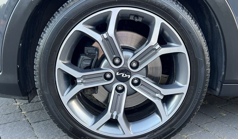 KIA   XCeed     204 KM    Automatyczna    FWD (przód)    Szary full
