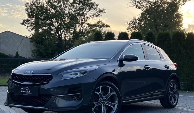 KIA   XCeed     204 KM    Automatyczna    FWD (przód)    Szary full