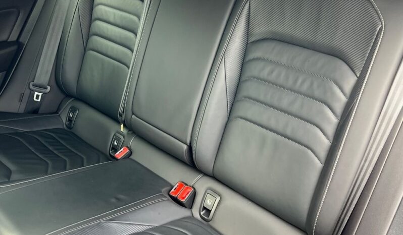 VOLKSWAGEN   Arteon     190 KM    Automatyczna    FWD (przód)    Złoty full