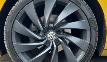 VOLKSWAGEN   Arteon     190 KM    Automatyczna    FWD (przód)    Złoty full
