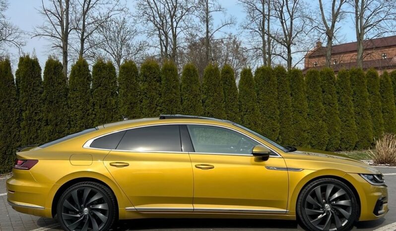 VOLKSWAGEN   Arteon     190 KM    Automatyczna    FWD (przód)    Złoty full