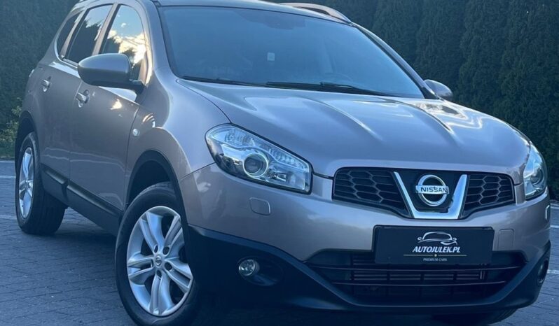 Nissan   Qashqai+2     130 Km    Manualna    Fwd (Przód)    Brązowy