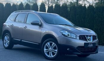 NISSAN   Qashqai+2     130 KM    Manualna    FWD (przód)    Brązowy full