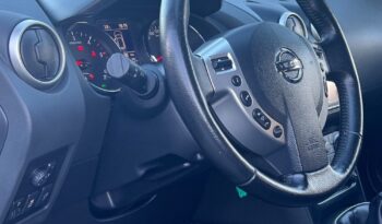 NISSAN   Qashqai+2     130 KM    Manualna    FWD (przód)    Brązowy full