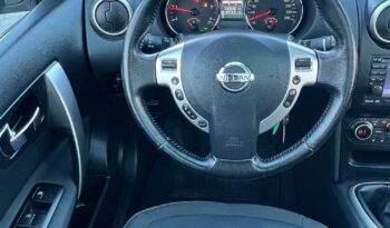 NISSAN   Qashqai+2     130 KM    Manualna    FWD (przód)    Brązowy full