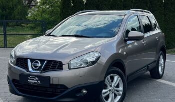 NISSAN   Qashqai+2     130 KM    Manualna    FWD (przód)    Brązowy full