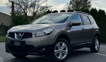 NISSAN   Qashqai+2     130 KM    Manualna    FWD (przód)    Brązowy full