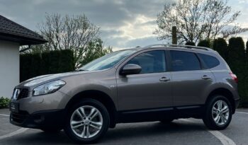 NISSAN   Qashqai+2     130 KM    Manualna    FWD (przód)    Brązowy full