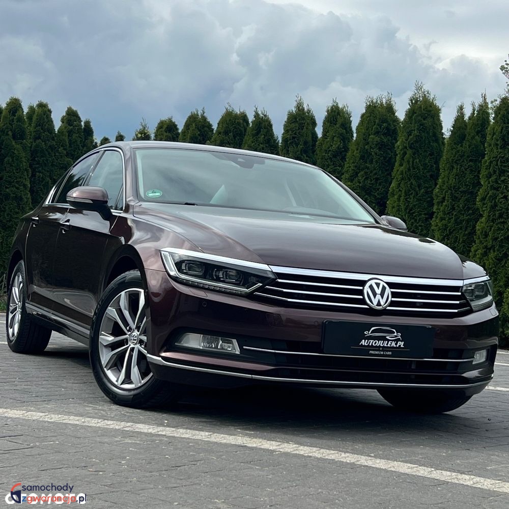 Volkswagen   Passat     190 Km    Manualna    Fwd (Przód)    Bordowy