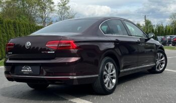 VOLKSWAGEN   Passat     190 KM    Manualna    FWD (przód)    Bordowy full