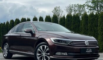 VOLKSWAGEN   Passat     190 KM    Manualna    FWD (przód)    Bordowy full
