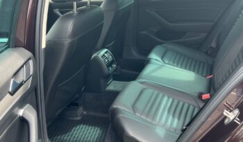 VOLKSWAGEN   Passat     190 KM    Manualna    FWD (przód)    Bordowy full