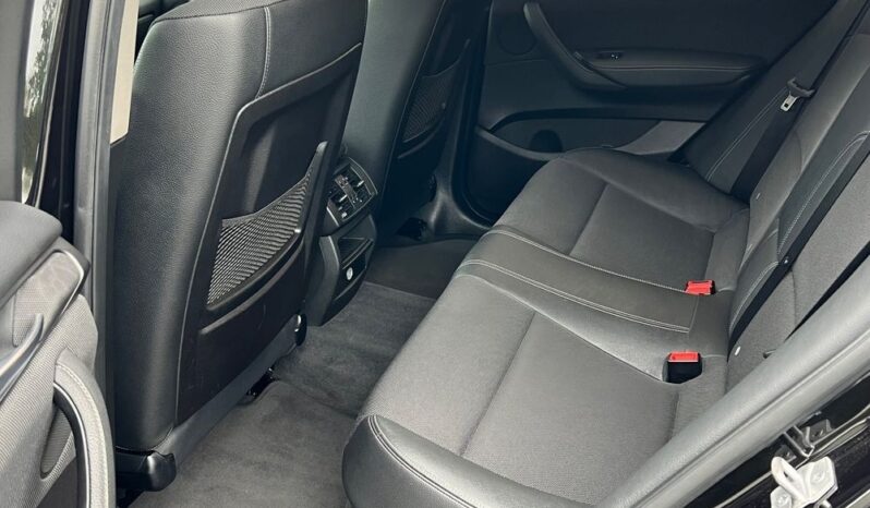 BMW   X4     190 KM    Automatyczna    4×4 (doł. automatycznie)    Czarny full