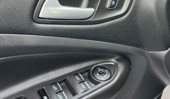 FORD   Kuga     150 KM    Manualna    FWD (przód)    Szary full