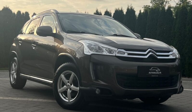 Citroen   C4 Aircross     115 Km    Manualna    4X4 (Doł. Ręcznie)    Brązowy