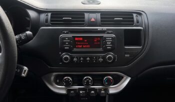 KIA Rio  | FWD (przód) | Manualna | 85 KM | Czerwony full