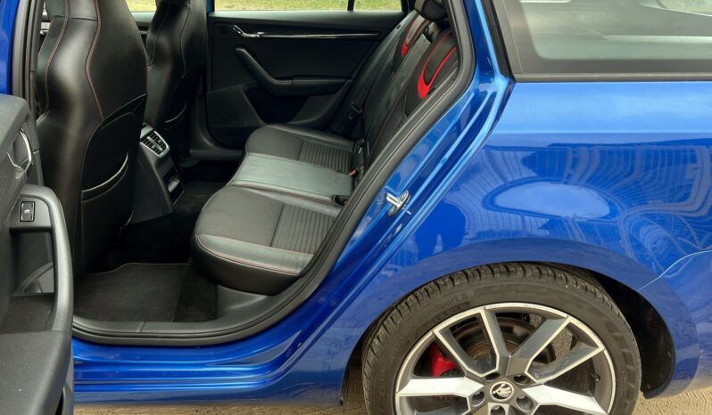 SKODA Octavia RS | FWD (przód) | automatyczna_dwusprzeglowa | 184 KM | Niebieski full
