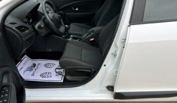 RENAULT Megane  | FWD (przód) | Manualna | 100 KM | Biały full
