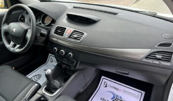 RENAULT Megane  | FWD (przód) | Manualna | 100 KM | Biały full