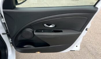RENAULT Megane  | FWD (przód) | Manualna | 100 KM | Biały full
