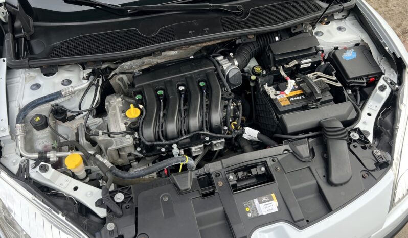 RENAULT Megane  | FWD (przód) | Manualna | 100 KM | Biały full