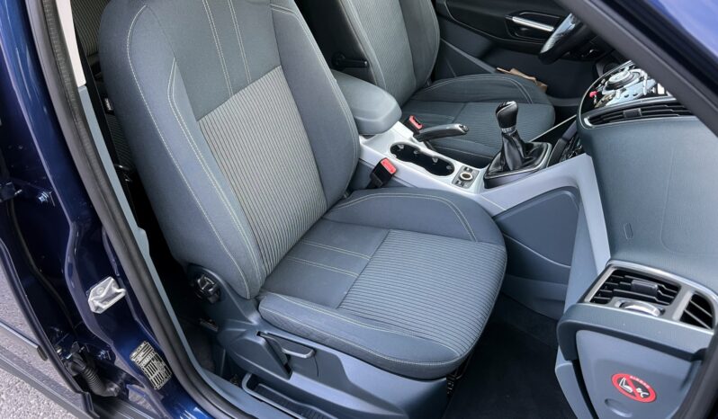 FORD C-MAX  | FWD (przód) | Manualna |  KM | Granatowy full